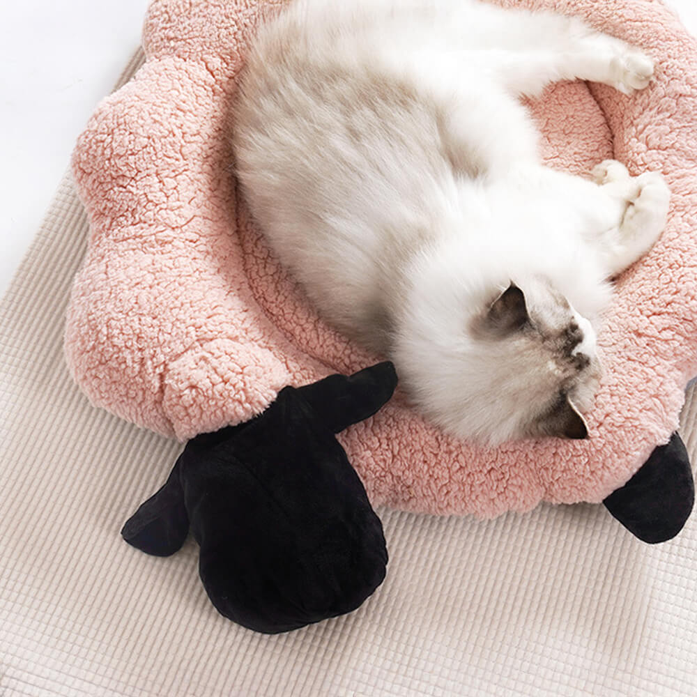 Koselig Sau-Designet Katt- og Hundeseng i Bomullssammet